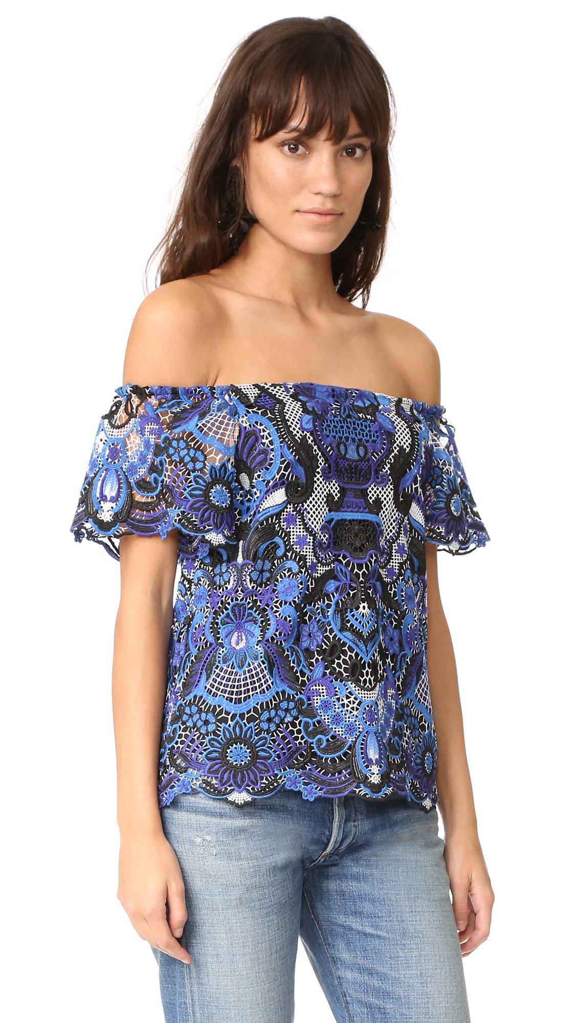 Alice Olivia Maxie Off Shoulder Ruffle Blouse In Blue Lyst 8749